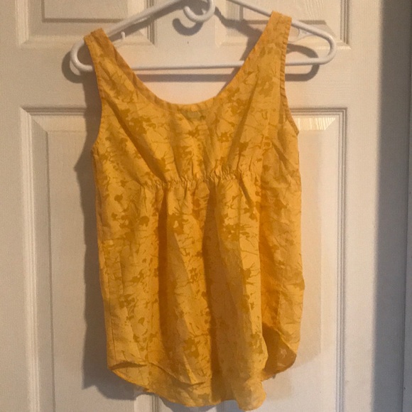 Guess tank top size small - Picture 2 of 3